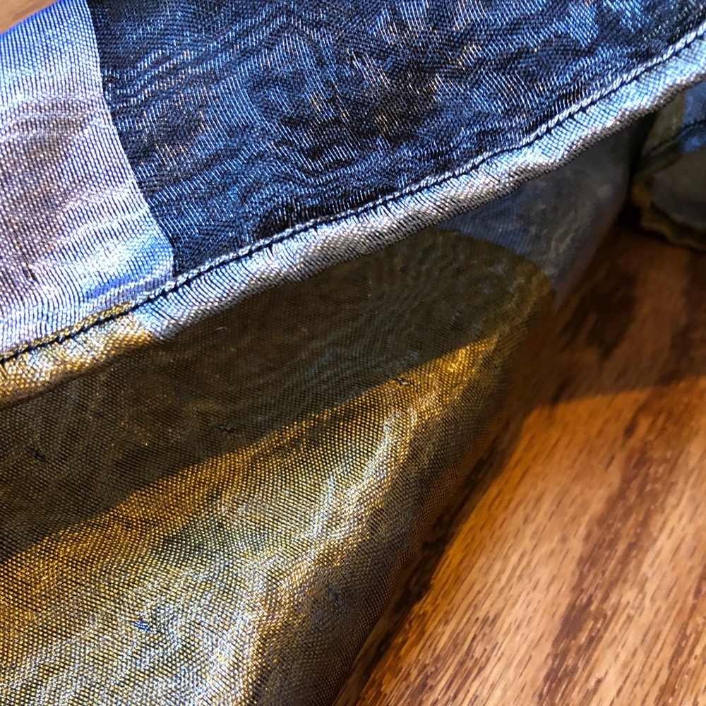 Stunning Georgina von Etzdorf  scarf  🧣